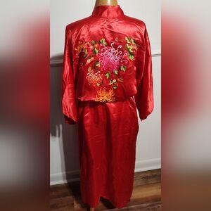 90s vintage 100% pure silk red Dressing Gown‎ Chinese  embroidery kimono Boudoir